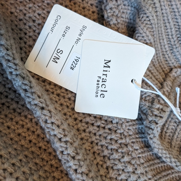 Miracle sweater - nwt - Picture 6 of 8